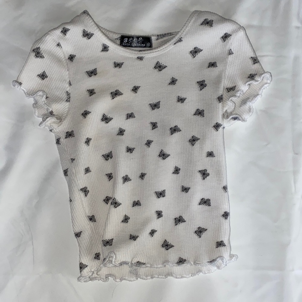 Butterfly cropped girls shirt